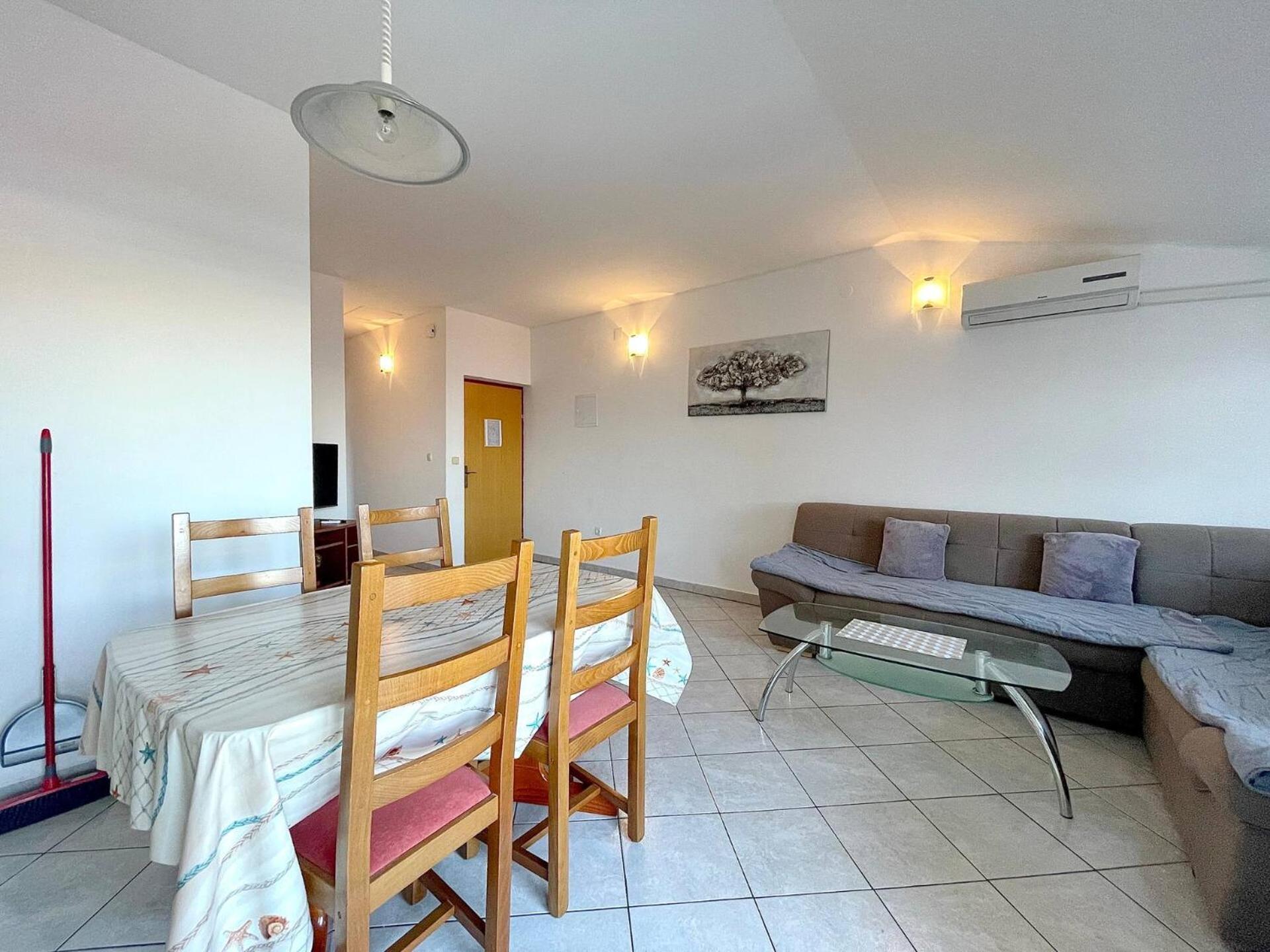 Apartments Capic Z Baska  Luaran gambar